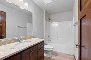 448 Meadow Wind Dr, Green Bay, WI 54311 - Photo 29