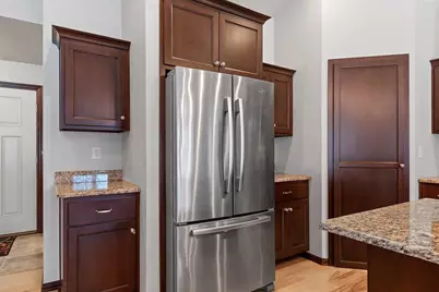 448 Meadow Wind Drive, Green Bay, WI 54311 - Photo 13