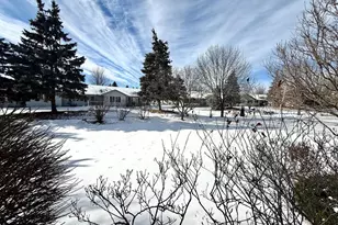 363 Sunnybrook Dr, Oshkosh, WI 54904 - Photo 21