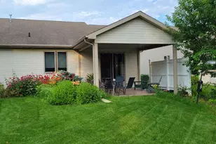 1579 Pond View Dr, Neenah, WI 54956 - Photo 35