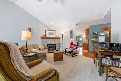 1579 Pond View Drive, Neenah, WI 54956 - Photo 9