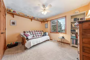 1579 Pond View Dr, Neenah, WI 54956 - Photo 21