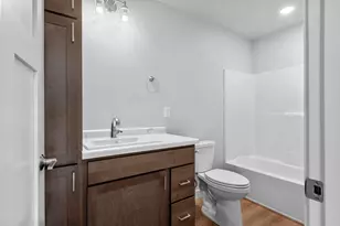 208 Clubhouse Ln, Kimberly, WI 54913 - Photo 9