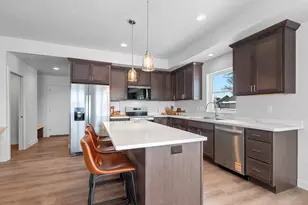 208 Clubhouse Ln, Kimberly, WI 54913 - Photo 19