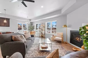 208 Clubhouse Ln, Kimberly, WI 54913 - Photo 15