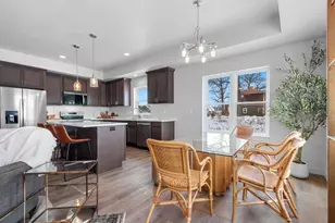 210 Clubhouse Ln, Kimberly, WI 54913 - Photo 15