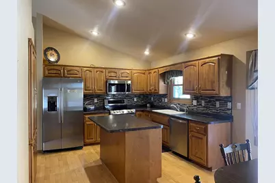 1710 Emerald Drive, Green Bay, WI 54311 - Photo 5