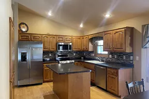 1710 Emerald Dr, Green Bay, WI 54311 - Photo 5