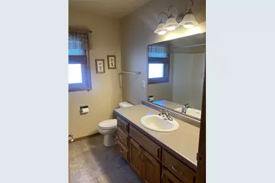 1710 Emerald Drive, Green Bay, WI 54311 - Photo 17