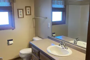 1710 Emerald Dr, Green Bay, WI 54311 - Photo 17