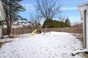 1003 Cedar St, Little Chute, WI 54140 - Photo 21