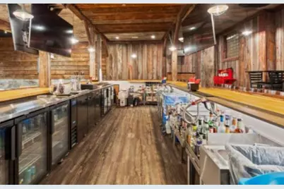 618 W Wisconsin Avenue, Appleton, WI 54911 - Photo 11