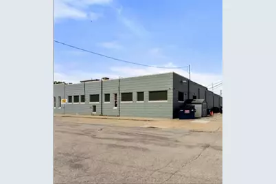 618 W Wisconsin Avenue, Appleton, WI 54911 - Photo 3