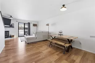 76 Spencer Village Ct, Appleton, WI 54914 - Photo 3