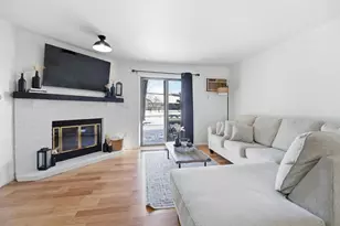 76 Spencer Village Ct, Appleton, WI 54914 - Photo 5