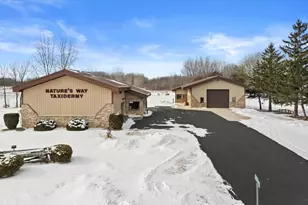 1110 S Allen Rd, Green Bay, WI 54311 - Photo 35