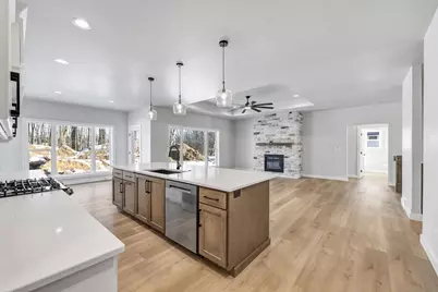 3698 Folkestone Drive, Green Bay, WI 54313 - Photo 11