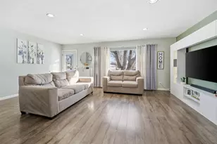 86 Pioneer Ct, Fond du Lac, WI 54935 - Photo 9