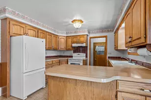 2401 W Roberts Ave, , WI 54914 - Photo 13