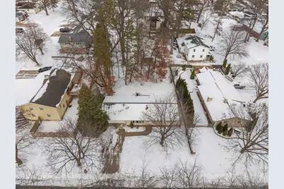 2401 W Roberts Avenue, , WI 54914 - Photo 11