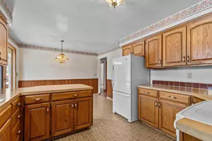 2401 W Roberts Ave, , WI 54914 - Photo 15