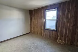 1524 Weise St, Green Bay, WI 54302 - Photo 11