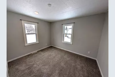 181 S Washington Street, Berlin, WI 54923 - Photo 9