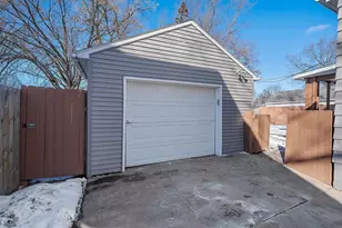 1420 12th Ave, Green Bay, WI 54304 - Photo 35