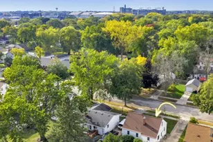 1707 11th Ave, Green Bay, WI 54304 - Photo 3