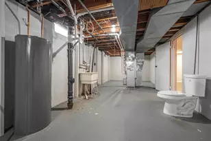 1201 W Brewster St, Appleton, WI 54914 - Photo 35