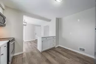 1201 W Brewster St, Appleton, WI 54914 - Photo 29