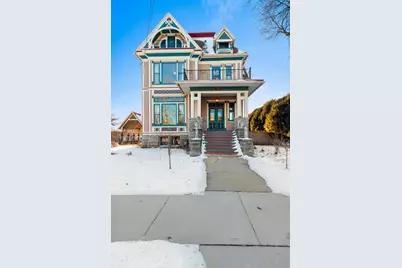 1107 Algoma Boulevard, Oshkosh, WI 54901 - Photo 51