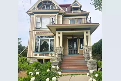 1107 Algoma Boulevard, Oshkosh, WI 54901 - Photo 1