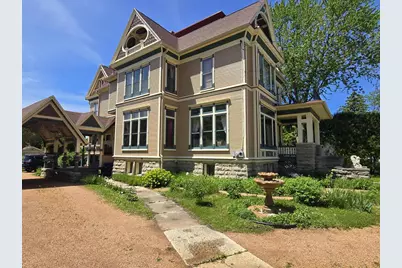 1107 Algoma Boulevard, Oshkosh, WI 54901 - Photo 49