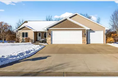 1519 Remington Road, Neenah, WI 54956 - Photo 1