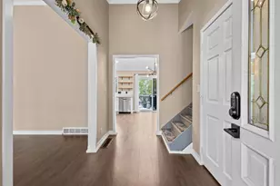 1555 Villa Park Dr, Oshkosh, WI 54904 - Photo 3