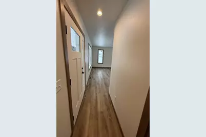 709 Robin Street, New London, WI 54961 - Photo 5