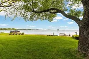 2136 White Swan Dr, Oshkosh, WI 54901 - Photo 57