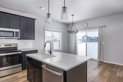 4535 N Cherryvale Avenue, Appleton, WI 54913 - Photo 13