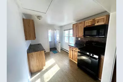 618 N Baird Street, Green Bay, WI 54302 - Photo 3