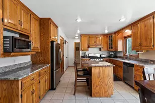 2180 Cumberland Dr, Green Bay, WI 54311 - Photo 17