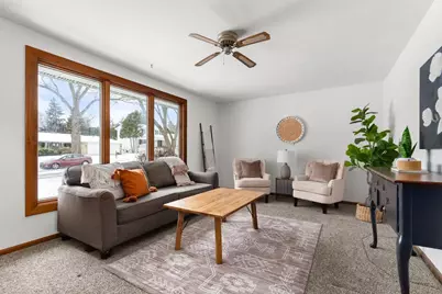 1650 Biemeret Street, Green Bay, WI 54304 - Photo 5