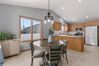 W5372 Gable Drive, Appleton, WI 54915 - Photo 9