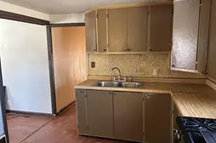 915 S Outagamie St, Appleton, WI 54914 - Photo 5