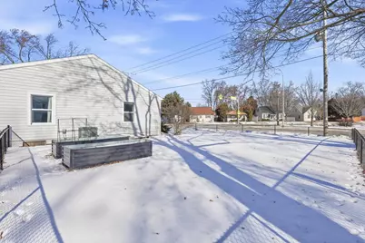 807 N Badger Avenue, Appleton, WI 54914 - Photo 29
