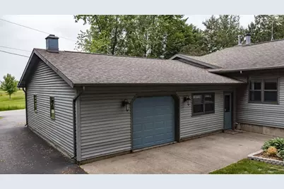9205 Willow Lane, Fremont, WI 54940 - Photo 5