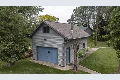 9205 Willow Lane, Fremont, WI 54940 - Photo 7