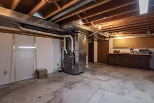 9205 Willow Ln, Fremont, WI 54940 - Photo 11