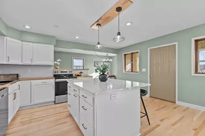 5429 Broderick Road, Omro, WI 54963 - Photo 9