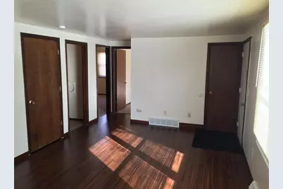 933 Shea Avenue, Green Bay, WI 54303 - Photo 9